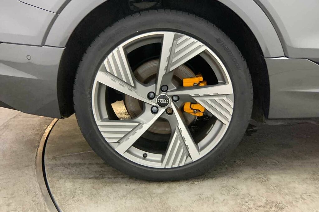 Audi E-tron Vorsprung 55 Quattro 300,00 Kw - 2023 Grey #5