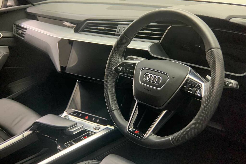 Audi E-Tron S S Line 50 Quattro 230,00 Kw Silver #6