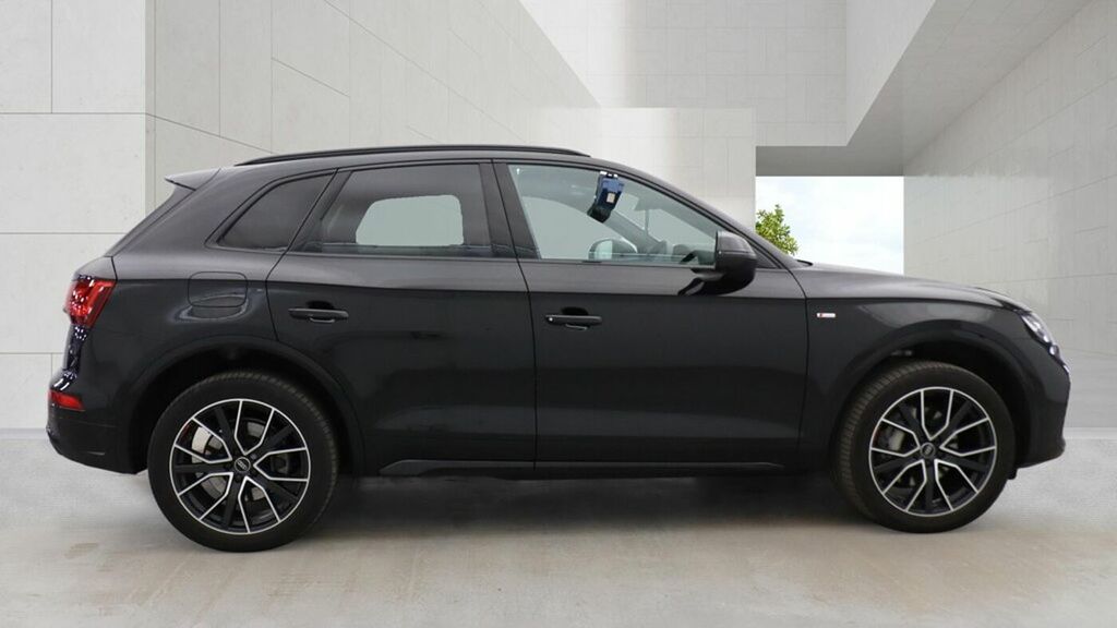 Audi Q5 Black Edition 50 Tfsi E Quattro 299 Ps S Tronic Black #6
