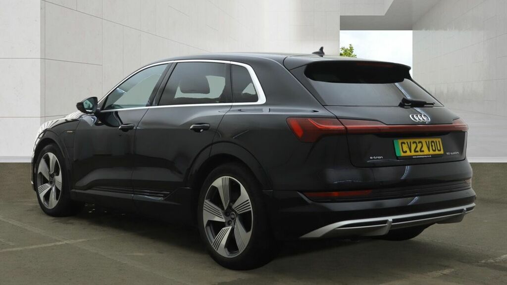 Audi E-Tron S S Line 50 Quattro 230,00 Kw Black #4