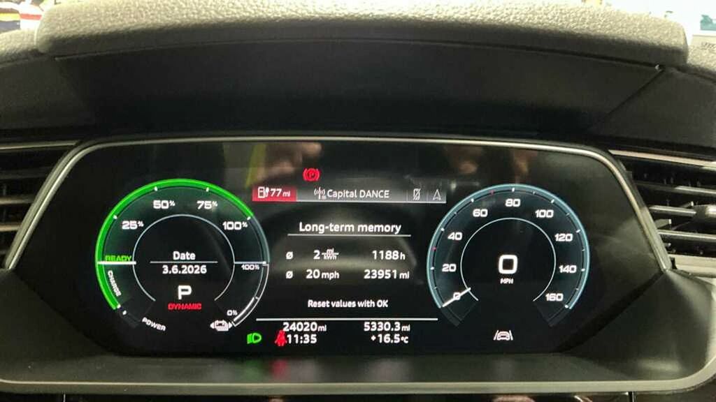 Audi E-Tron S S Line Grey #11