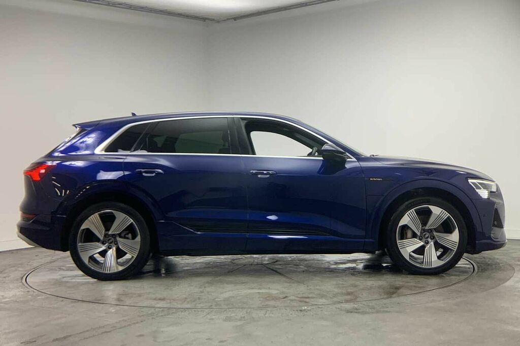 Audi E-Tron S S Line 50 Quattro 230,00 Kw - 2022 Blue #4