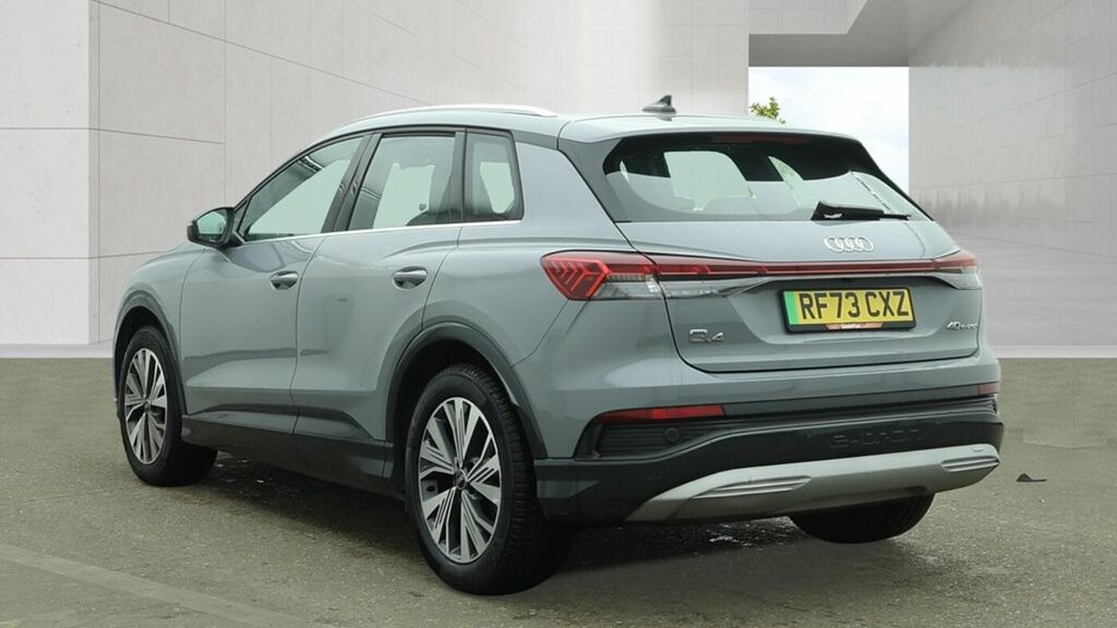 Audi Q4 E Tron Q4 S Sport 40 E-tron 150,00 Kw Grey #2