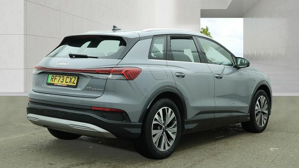 Audi Q4 E Tron Q4 S Sport 40 E-tron 150,00 Kw Grey #3