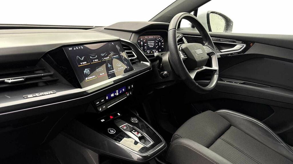Audi Q4 E Tron Q4 Sportback S Line 40 E-tron 150,00 Kw ND23FFG White #2