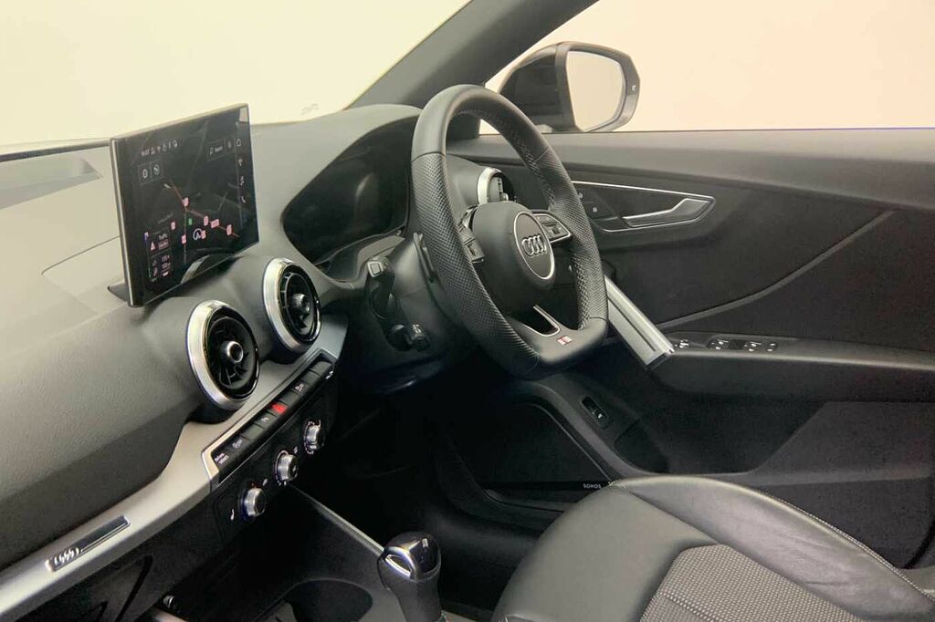 Audi Q2 Black Edition 35 Tfsi 150 Ps S Tronic - 2025 GJ25LRY Grey #2