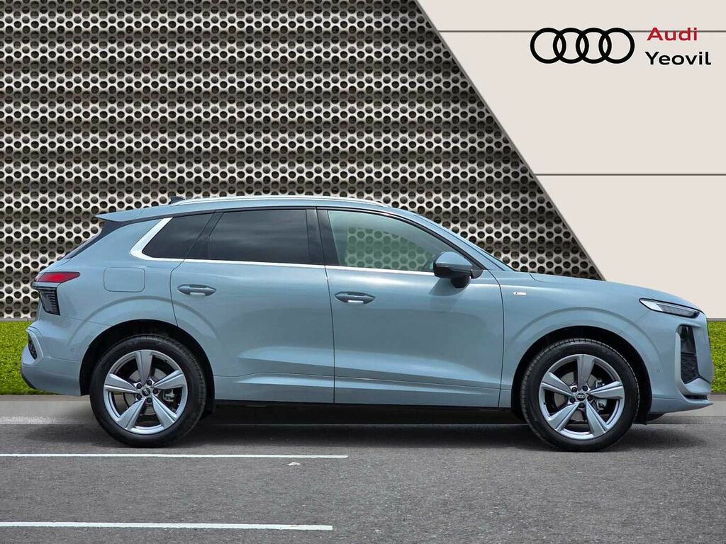 Audi Q3 Suv S Line Tfsi 150 Ps S Tronic - 2026 WG26VAX Grey #4