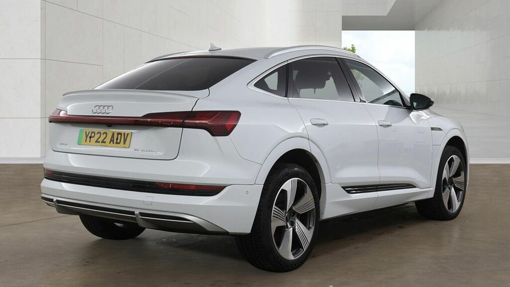 Audi E-tron Sportback S Line 50 Quattro 230,00 Kw White #5