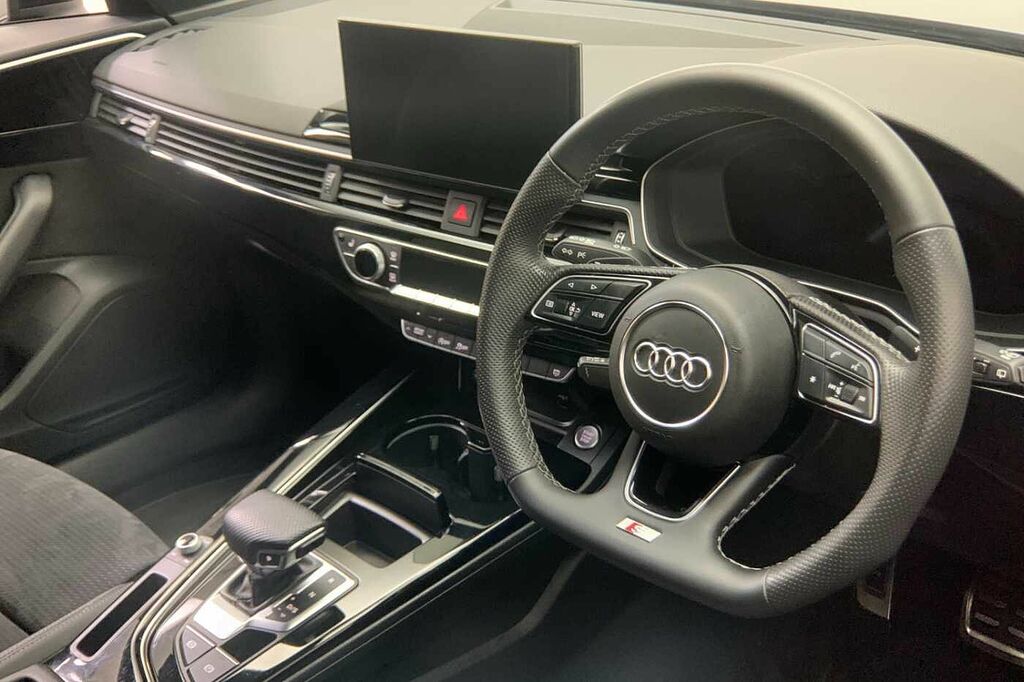 Audi A4 Avant Avant Black Edition 35 Tfsi 150 Ps S Tronic Blue #6