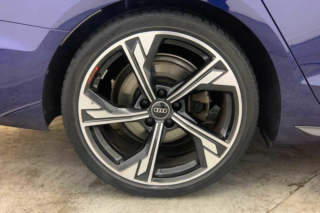Audi A4 Avant Avant Black Edition 35 Tfsi 150 Ps S Tronic Blue #5