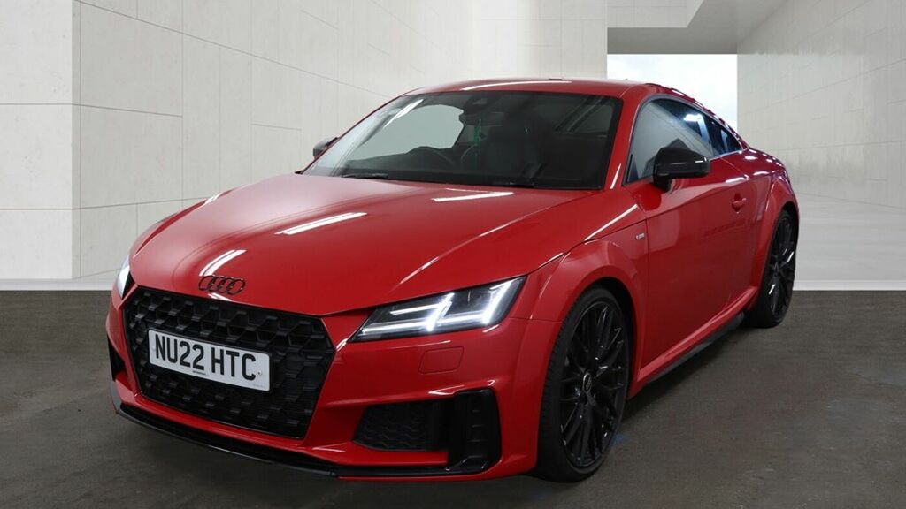 Audi TT Coup- Black Edition 40 Tfsi 197 Ps S Tronic Red #2