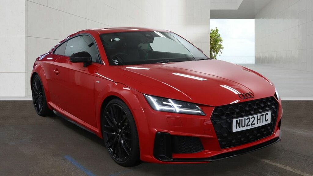 Audi TT Coup- Black Edition 40 Tfsi 197 Ps S Tronic Red