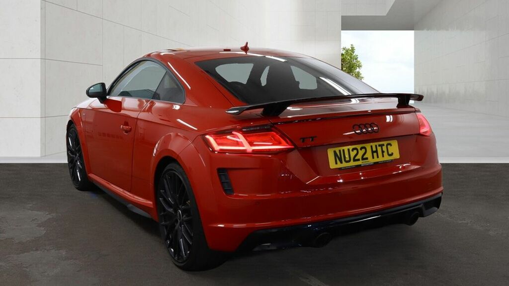 Audi TT Coup- Black Edition 40 Tfsi 197 Ps S Tronic Red #3