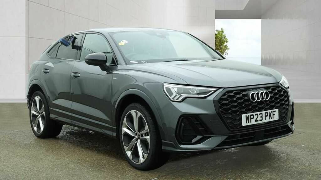 Audi Q3 Black Edition 45 Tfsi E 245 Ps S Tronic Grey