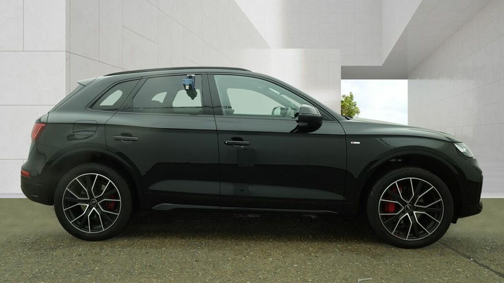 Audi Q5 Edition 1 50 Tfsi E Quattro 299 Ps S Tronic Black #6