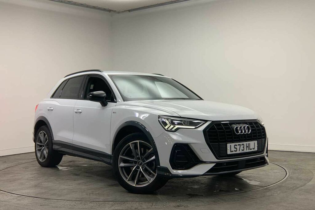 Audi Q3 Black Edition 45 Tfsi E 245 Ps S Tronic - 2023 White