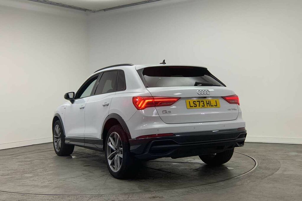 Audi Q3 Black Edition 45 Tfsi E 245 Ps S Tronic - 2023 White #3