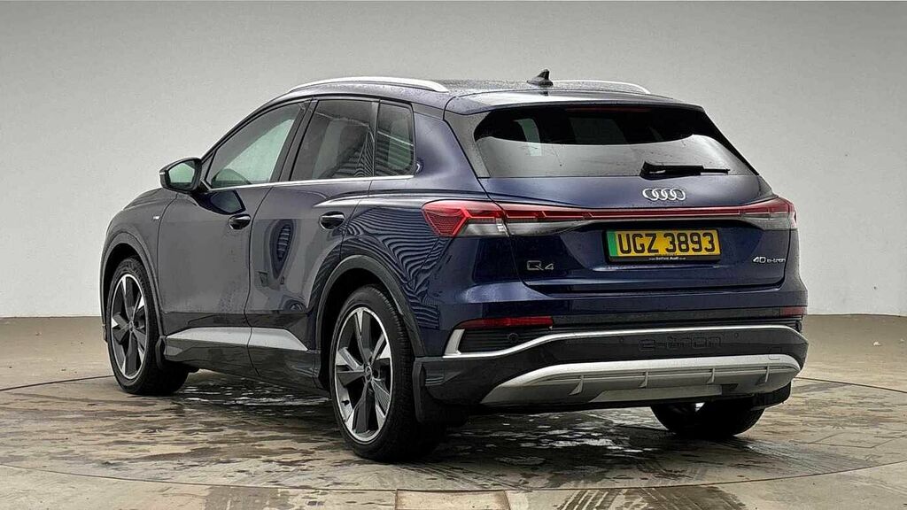 Audi Q4 E Tron Q4 Launch Edition 40 E-tron 150,00 Kw Blue #3
