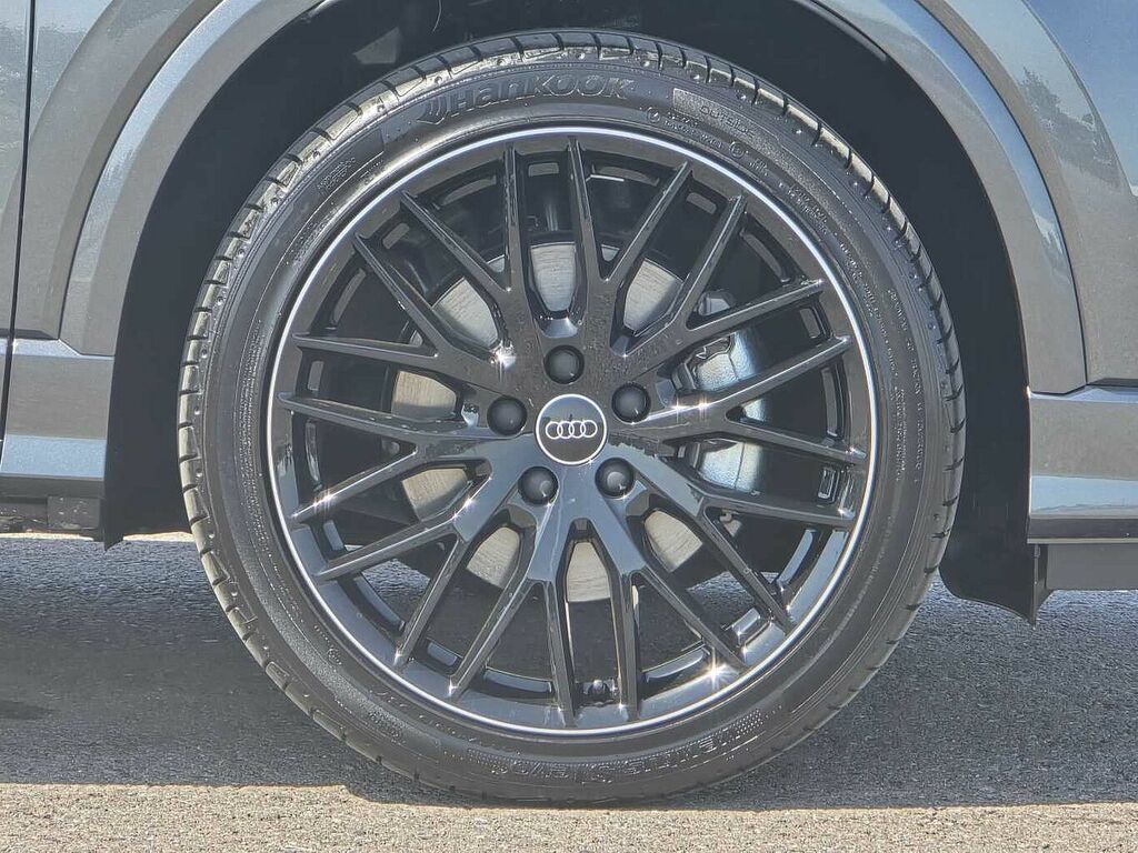 Audi Q2 Black Edition 35 Tfsi 150 Ps S Tronic Grey #5
