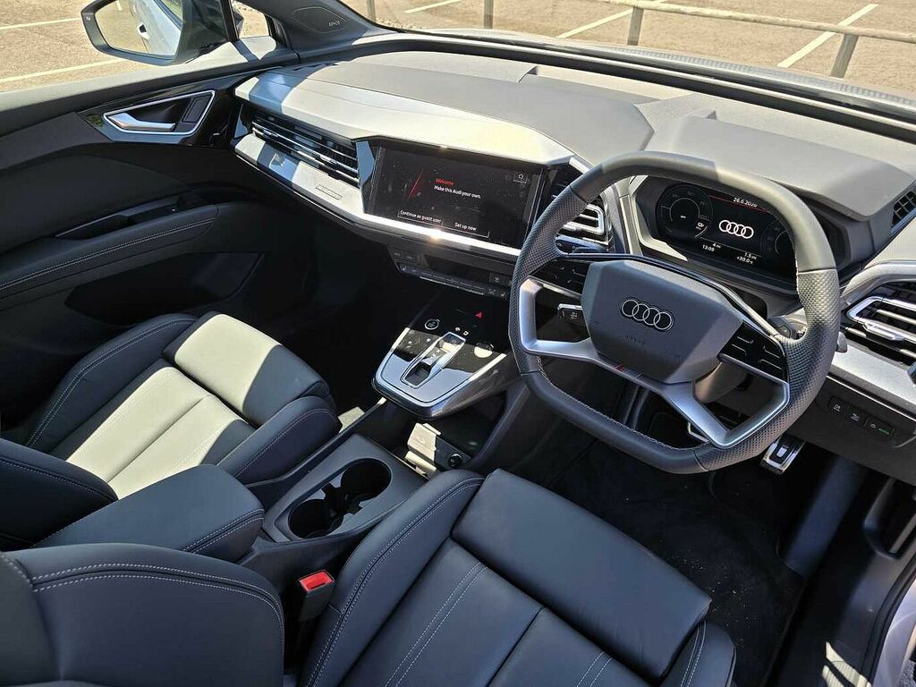 Audi Q4 E Tron Q4 Black Edition 40 E-tron 150,00 Kw Silver #6