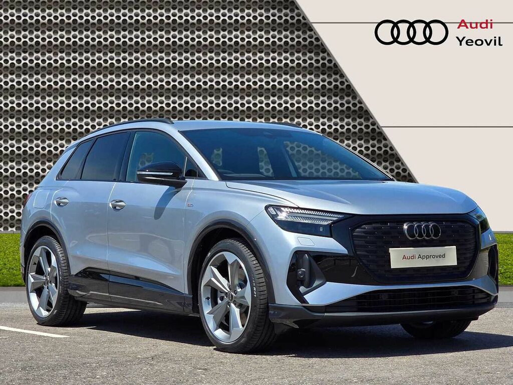 Audi Q4 E Tron Q4 Black Edition 40 E-tron 150,00 Kw Silver