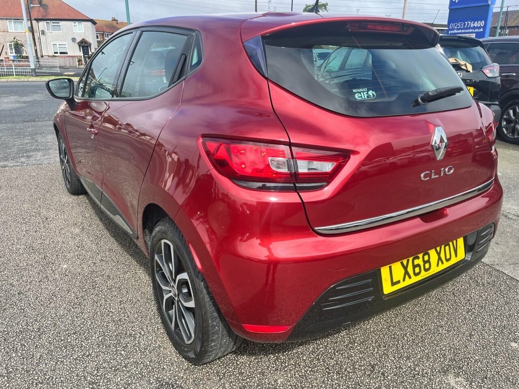 Renault Clio 0.9L Play LX68XOV Red #4