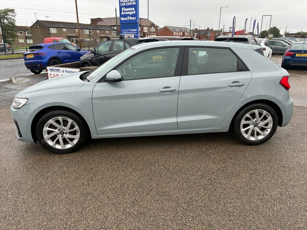 Audi A1 1L Sport SH70HKG Grey #3