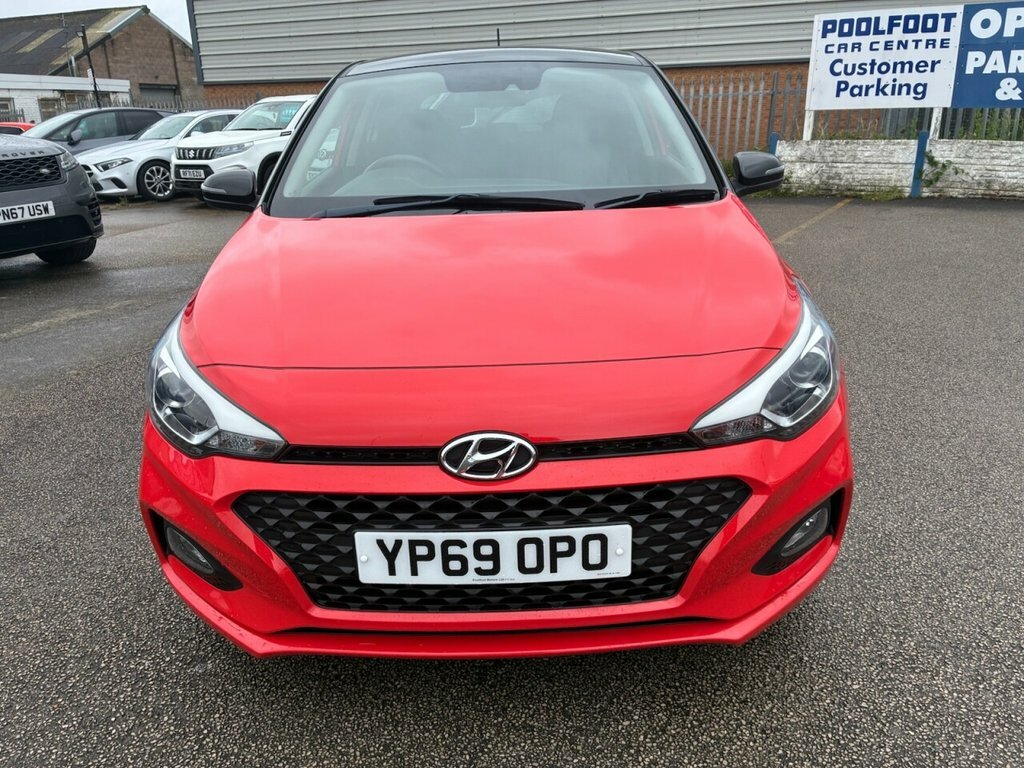 Hyundai I20 1L Play Red #5