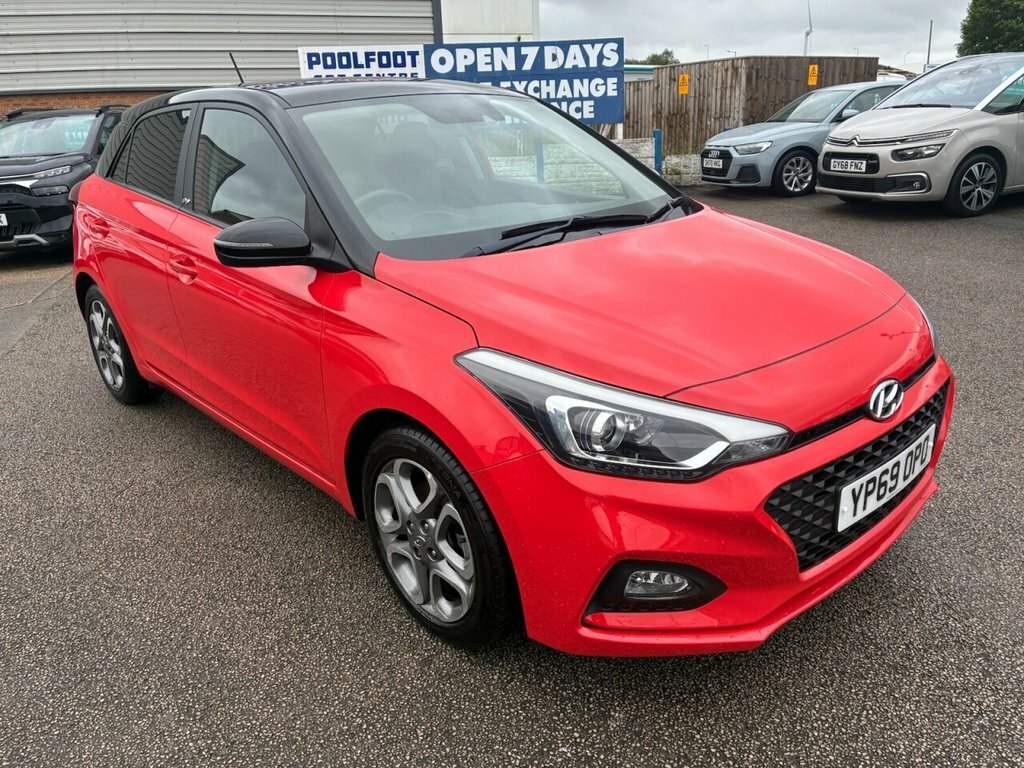 Hyundai I20 1L Play Red #2