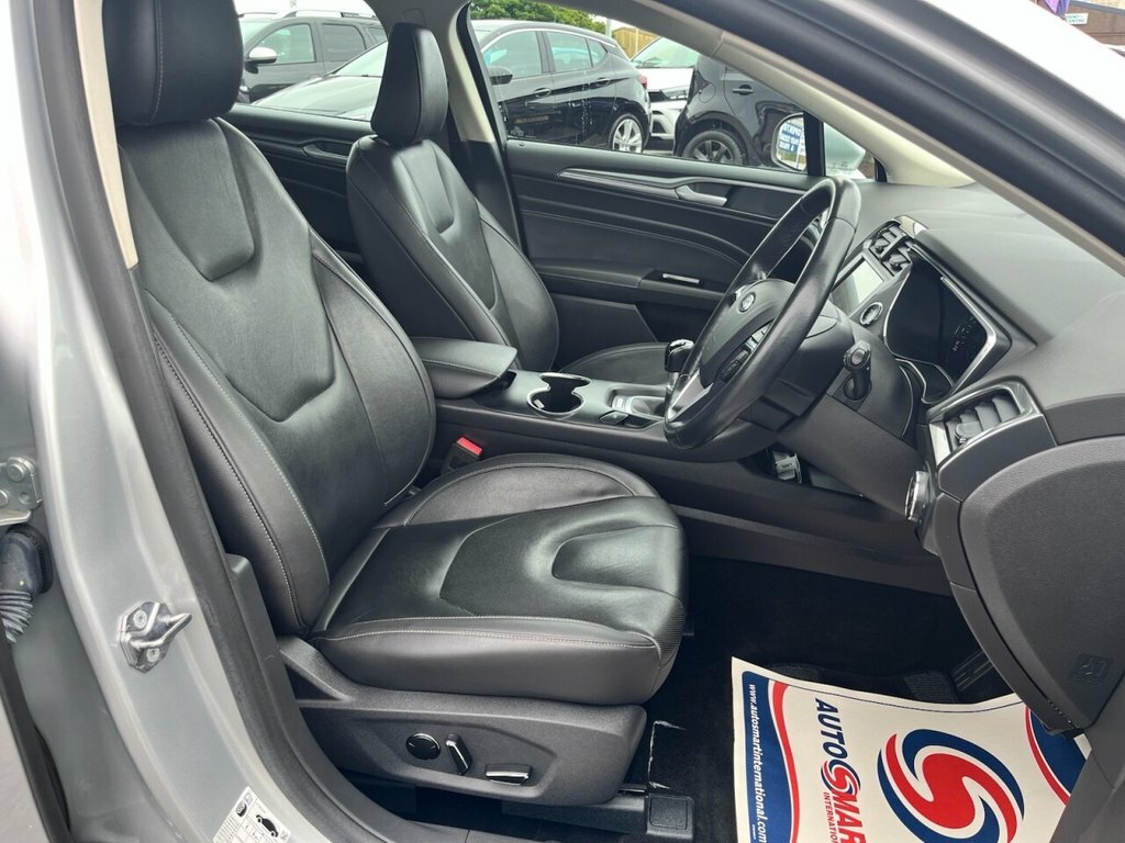 Ford Mondeo 2L Titanium Edition Silver #6