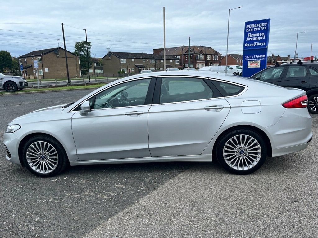 Ford Mondeo 2L Titanium Edition Silver #4