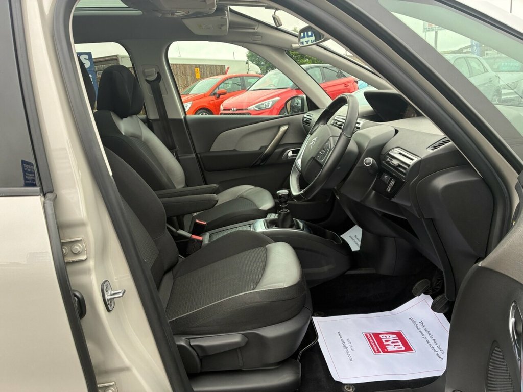 Citroen Grand C4 SpaceTourer 1.2L Flair Beige #3