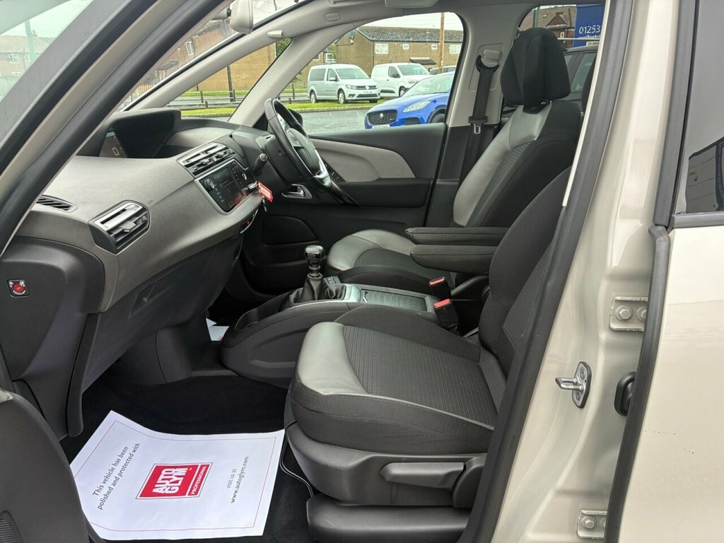 Citroen Grand C4 SpaceTourer 1.2L Flair Beige #5