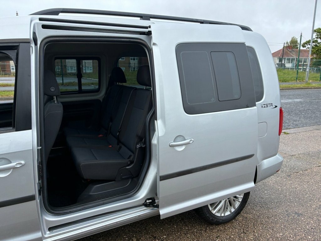 Volkswagen Caddy Maxi Maxi White #12