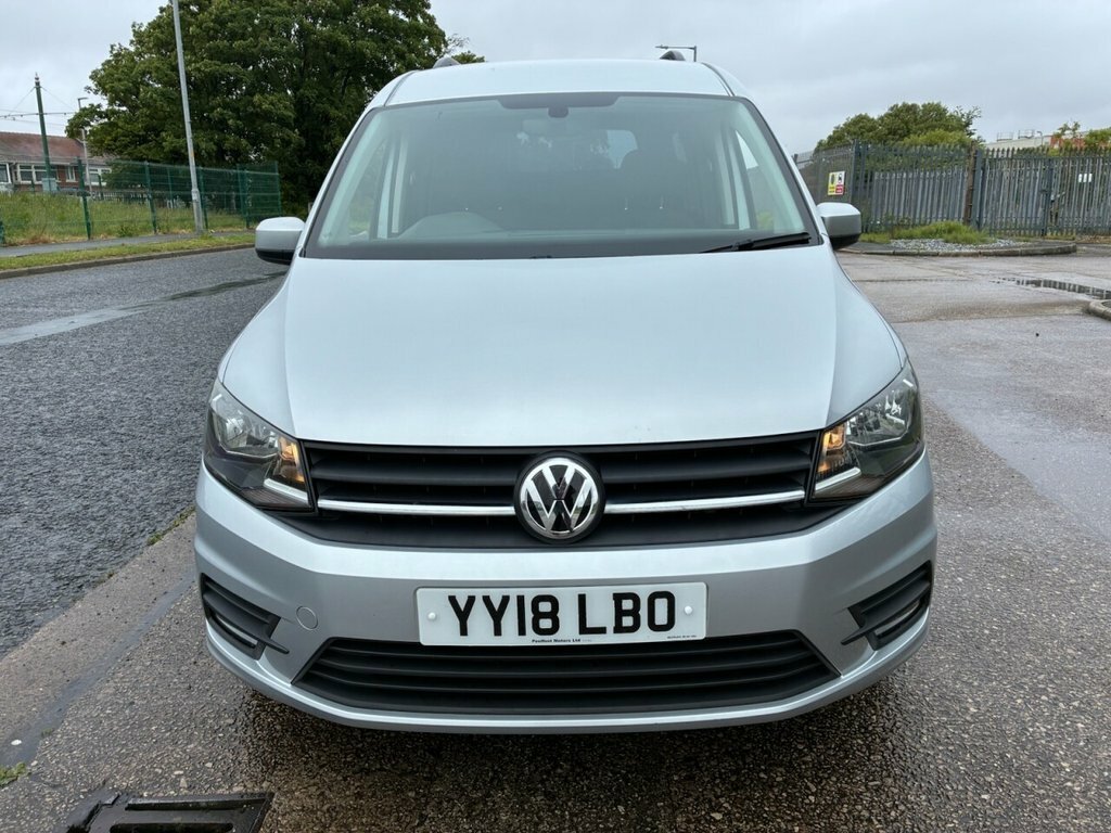 Volkswagen Caddy Maxi Maxi White #7