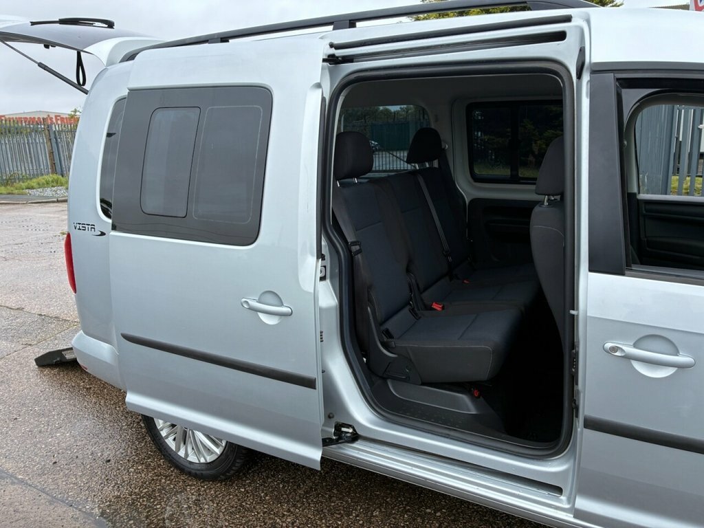 Volkswagen Caddy Maxi Maxi White #18