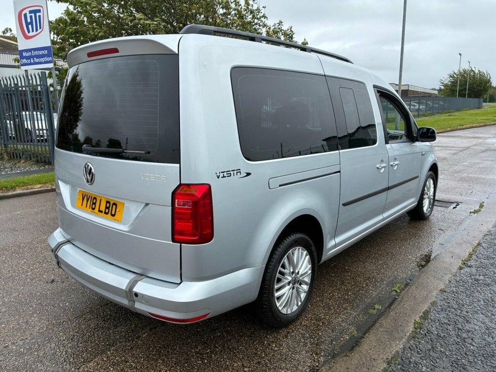 Volkswagen Caddy Maxi Maxi White #6