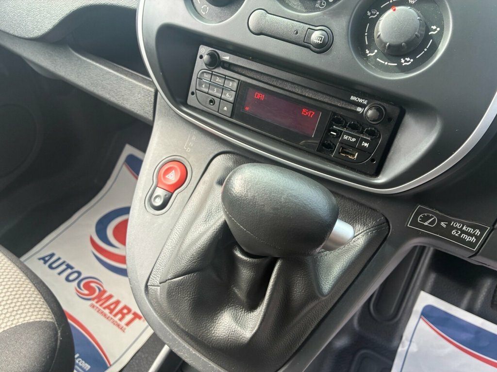 Renault Kangoo E-tech Ml20 33Kwh Business L2 White #19