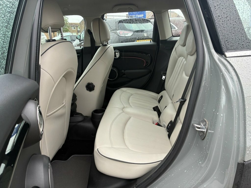 Mini Hatch  Silver #15