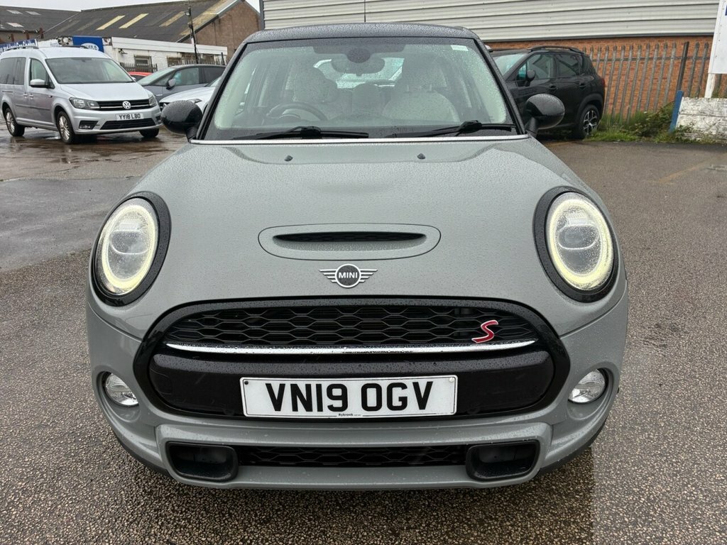 Mini Hatch  Silver #11