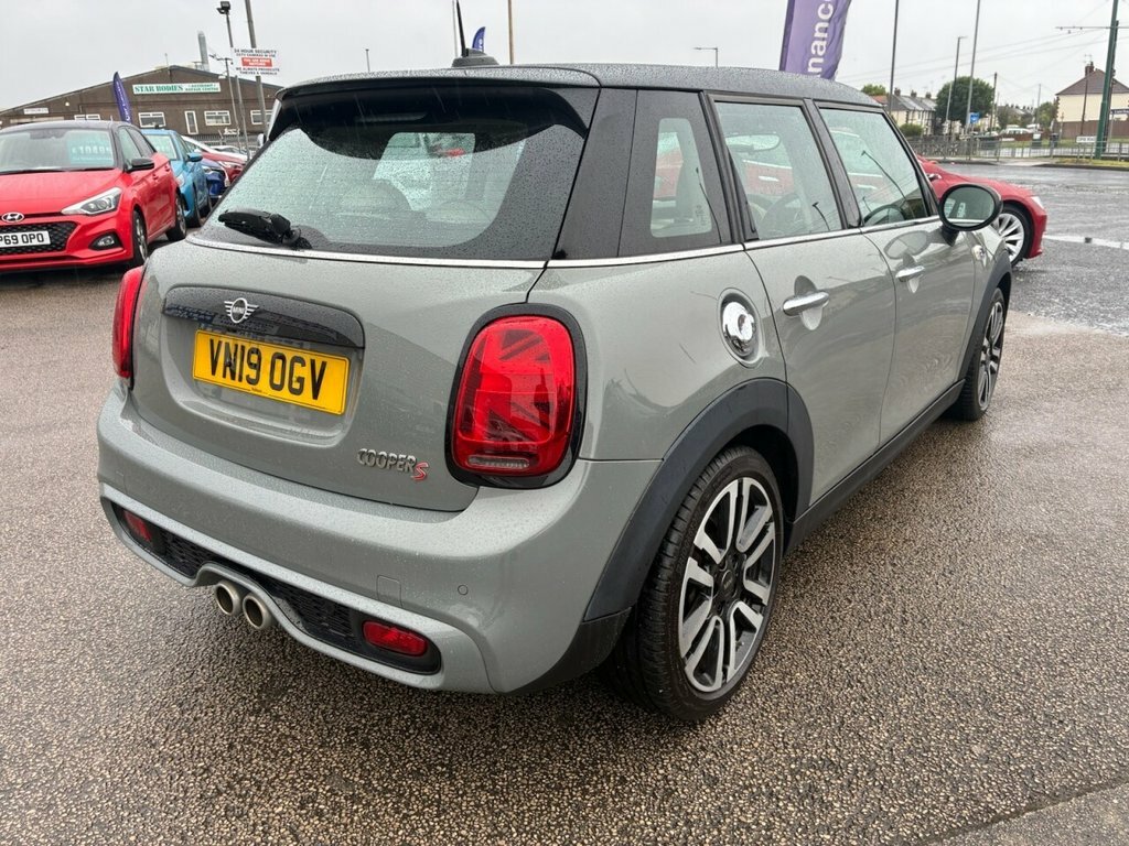 Mini Hatch  Silver #7