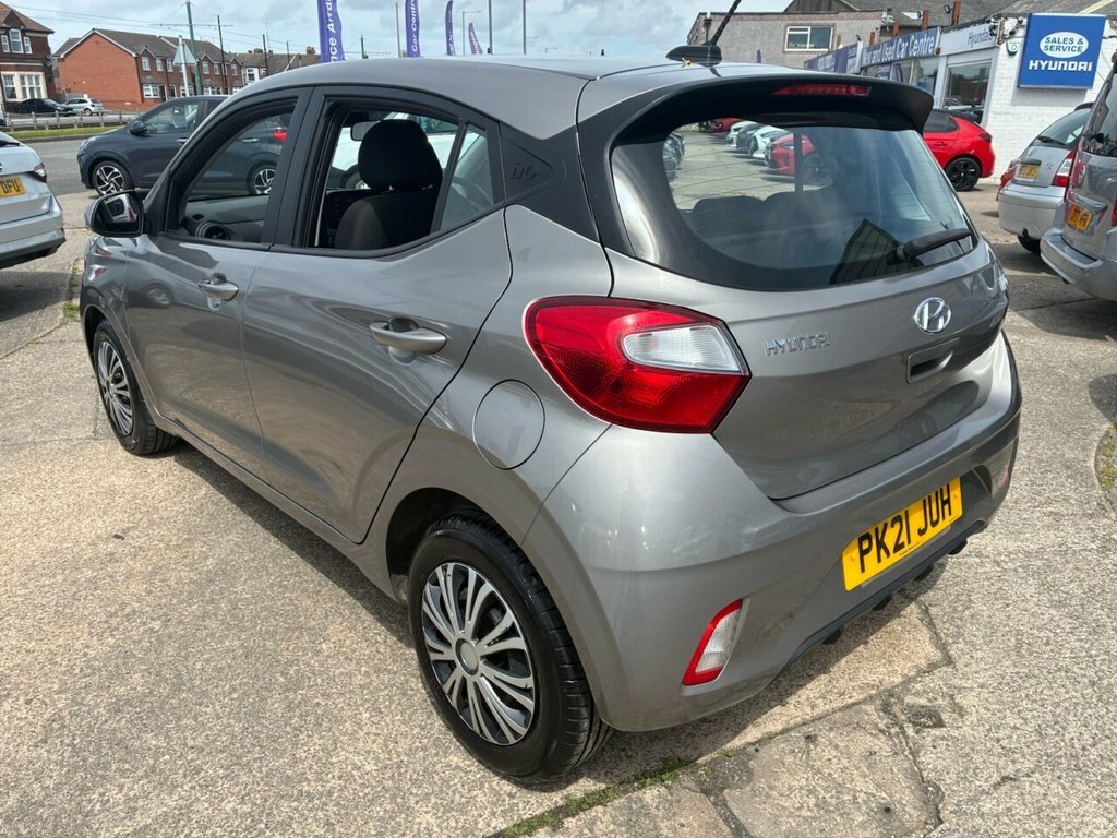 Hyundai I10 1L Se Connect Brown #6