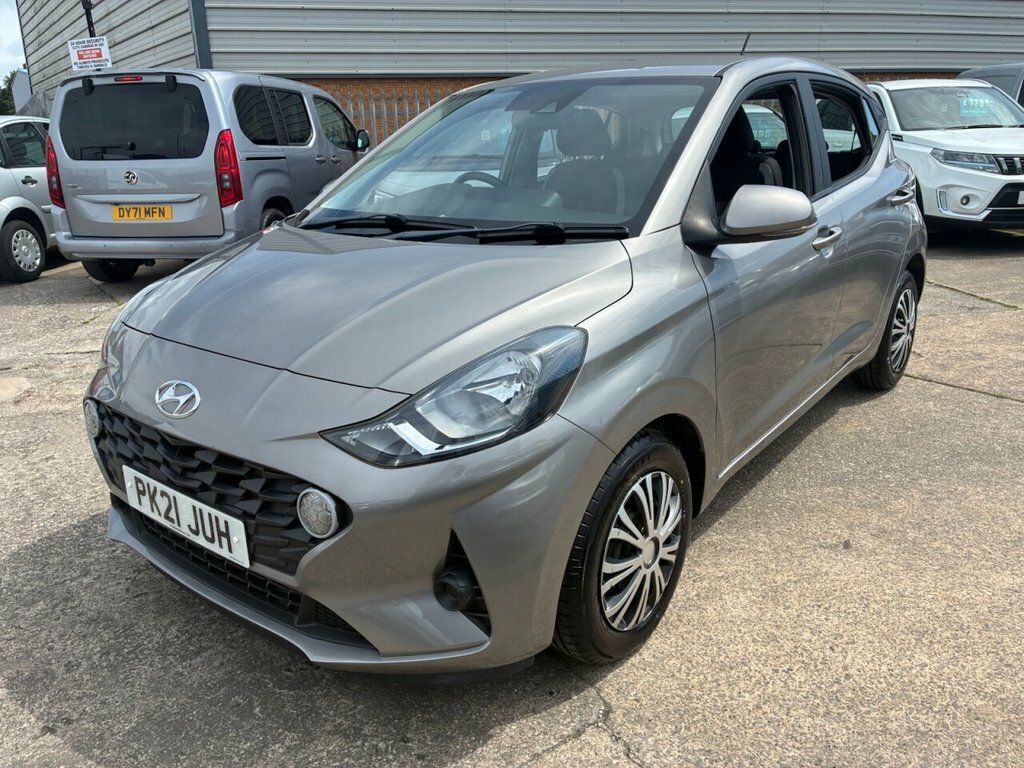 Hyundai I10 1L Se Connect Brown #2