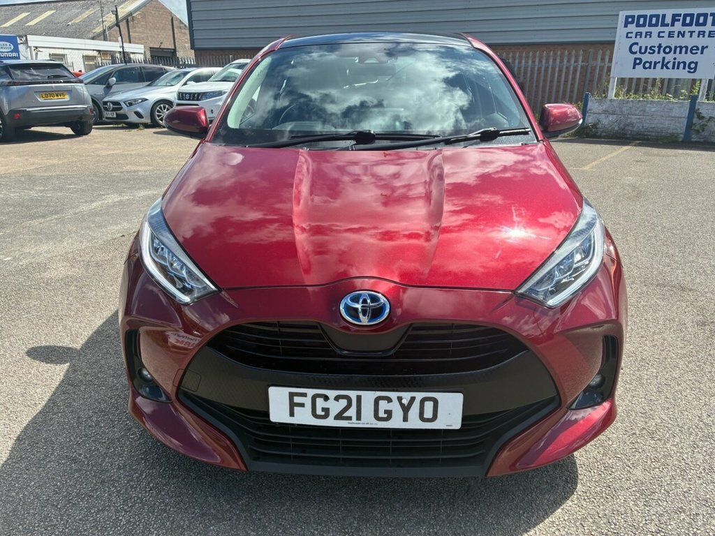 Toyota Yaris 1.5L Design Red #4