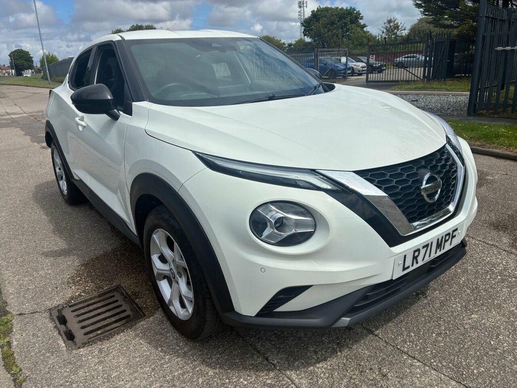 Nissan Juke 1L N-connecta LR71MPF White #2