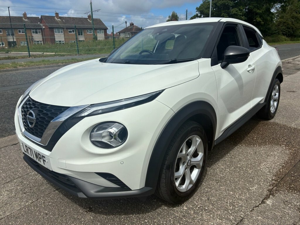 Nissan Juke 1L N-connecta White
