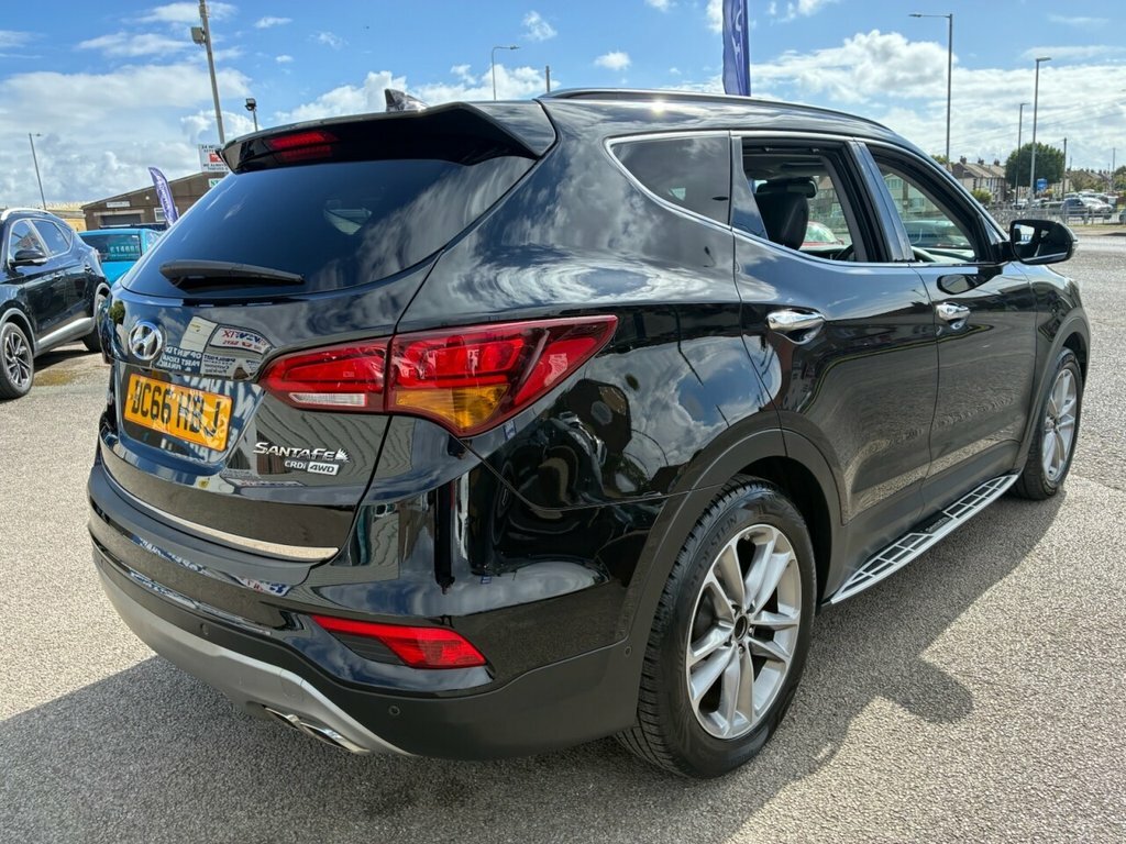 Hyundai Santa Fe 2.2L Premium Se Black #6