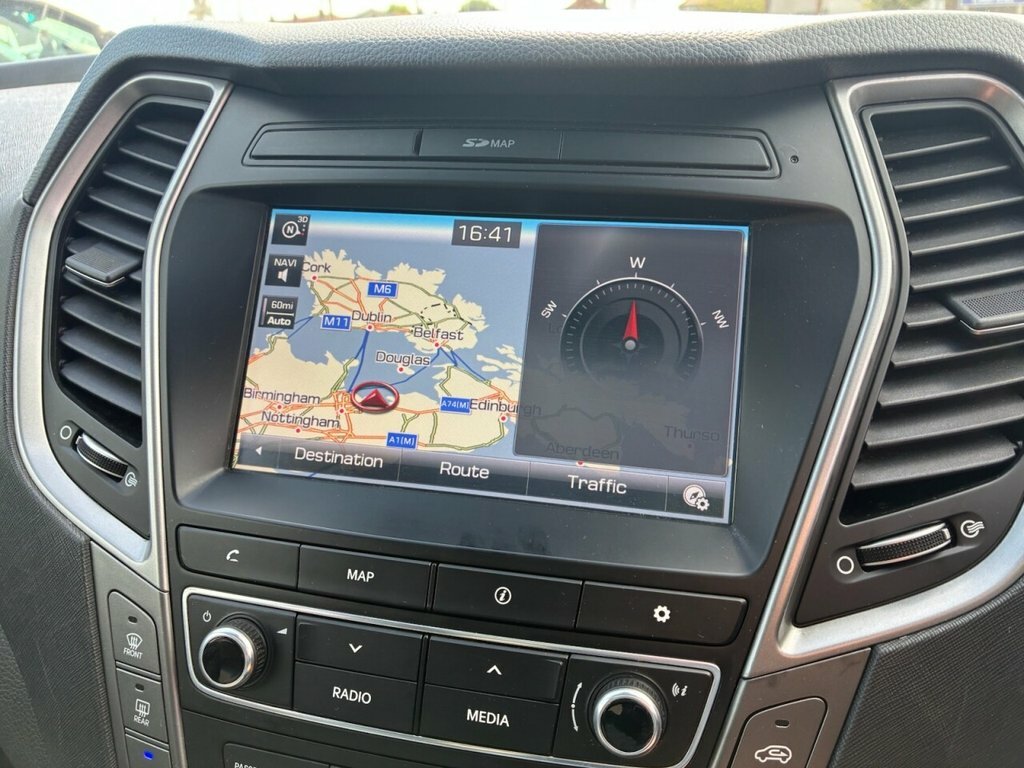 Hyundai Santa Fe Endurance Edition Blue White #32