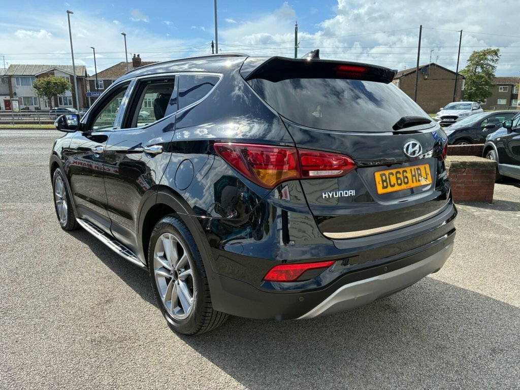 Hyundai Santa Fe 2.2L Premium Se Black #5