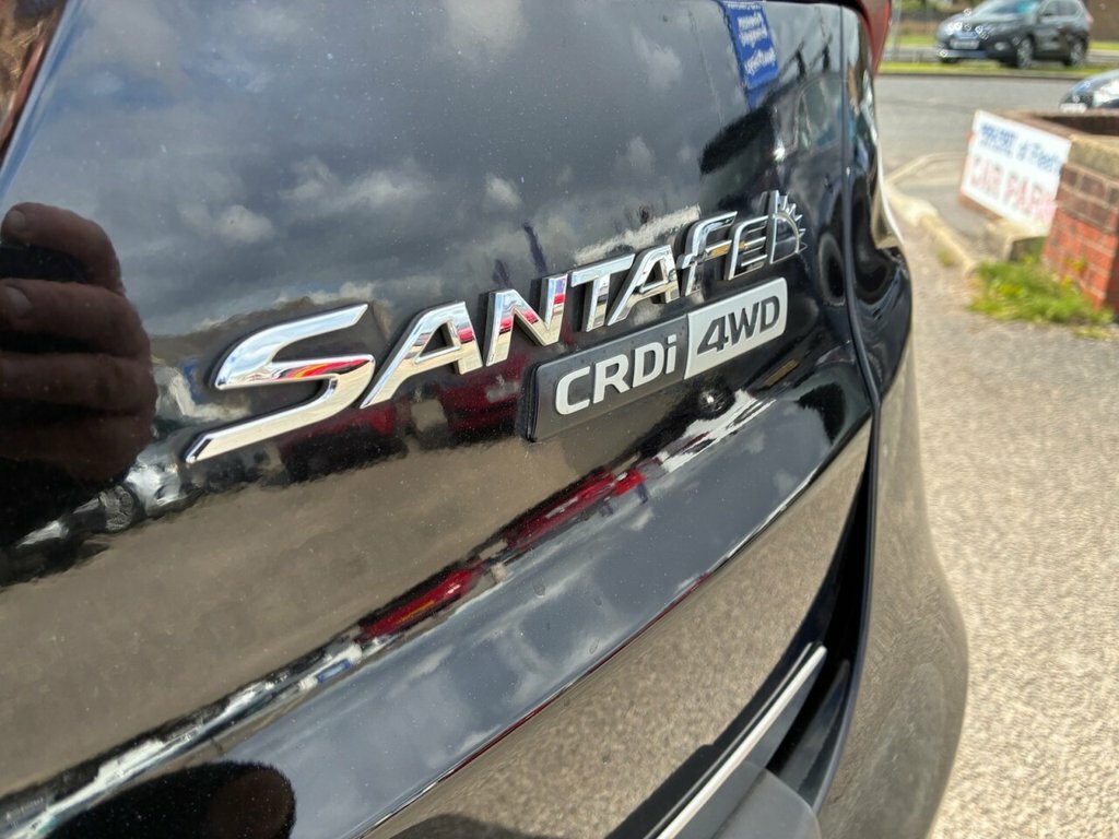 Hyundai Santa Fe Endurance Edition Blue White #34